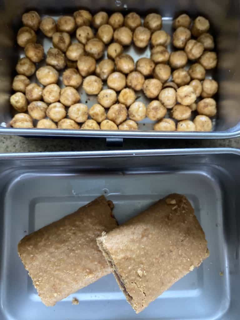 roasted chickpeas and fig bars