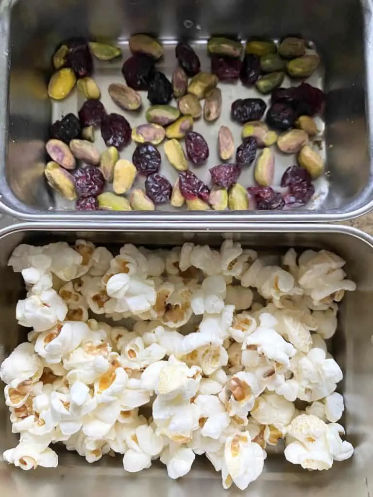 dried cranberries and pistachios with popcorn too, some healthy vegan school snacks!