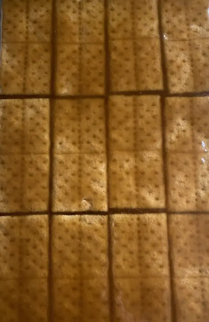 toffee graham crackers before baking