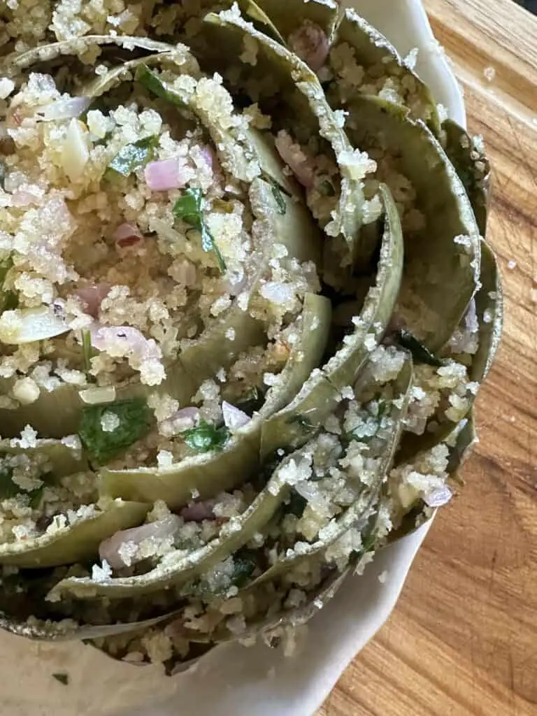 Close up shot of stuffed leaves.